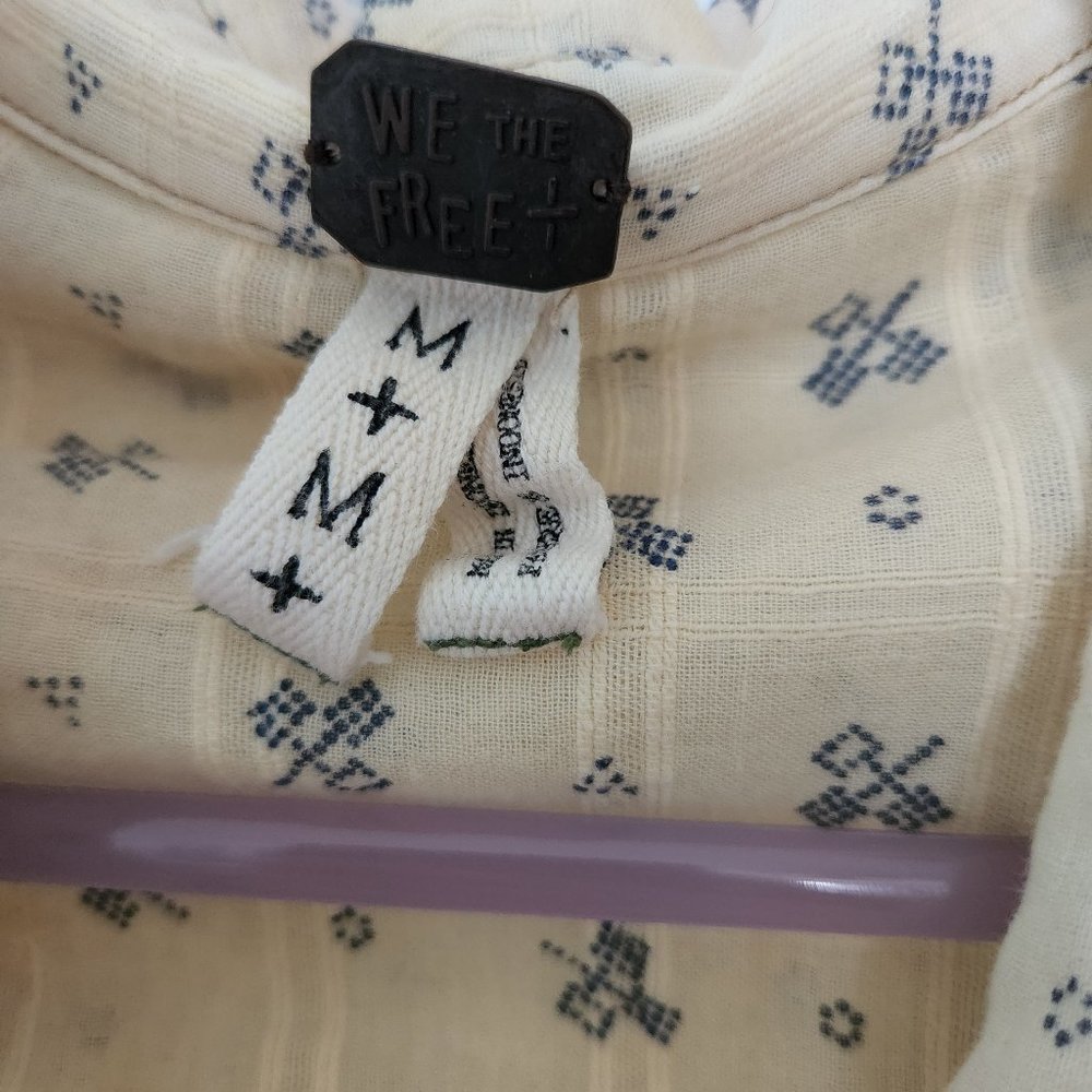 Free People pale yellow and blue button down blouse - Picture 4 of 9